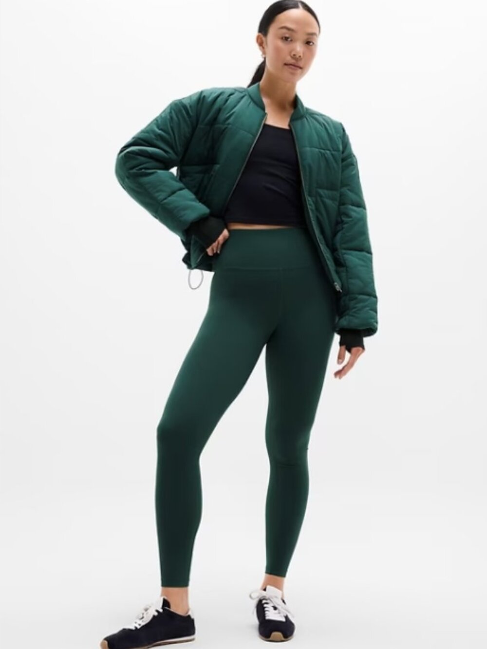 Like New! Athleta Elation Ultra High Rise Legging in Pine in Size M/P